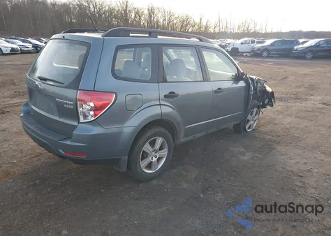 2013 Subaru Forester 2.5X z USA, uszkodzony, nr VIN JF2SHABC2DH416719